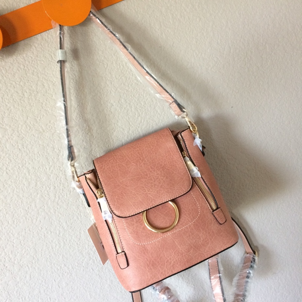 Dual bag and packback! - Picture 2 of 5